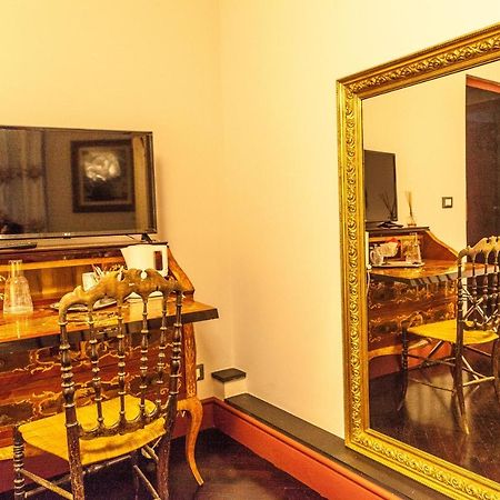 B&B Flairhouse Генуя Экстерьер фото